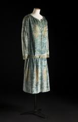 Dress and belt, Mariano Fortuny © Julien Vidal / Paris Musées, Palais Galliera 