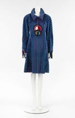 Coat, Fendi by Karl Lagerfeld © Françoise Cochennec / Galliera / Roger-Viollet