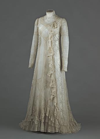 Réjane's tea-gown © Eric Emo / Paris Musées, Palais Galliera